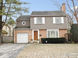 930 Bob O Link Rd, Highland Park, IL 60035