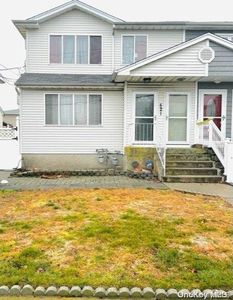 (Undisclosed Address), Arverne, NY, 11692