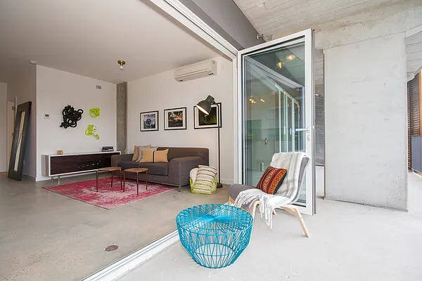 Sold by Hello Living LLC | media 14