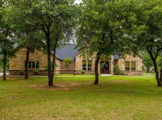106 Treeline Ct, Lipan, TX 76462