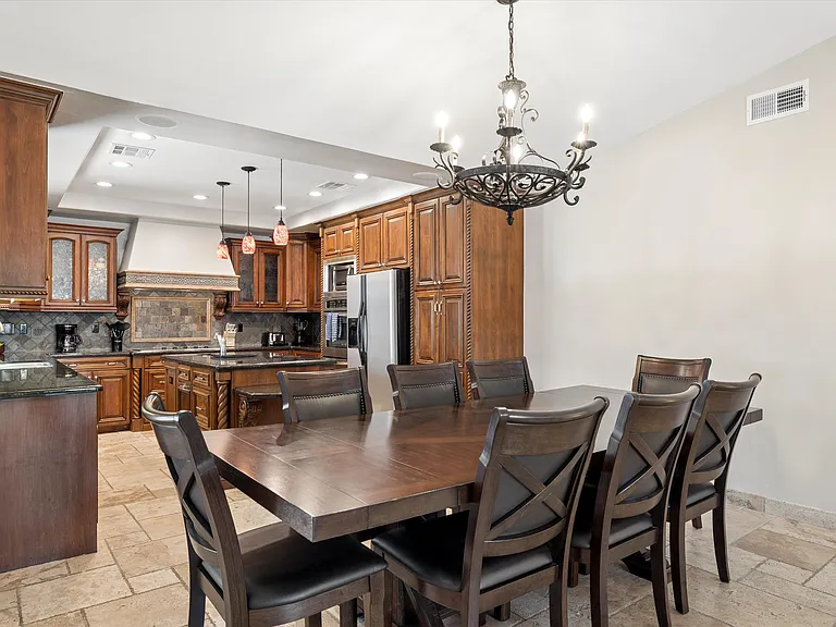 9023 W Patrick Ln — Photo 12
