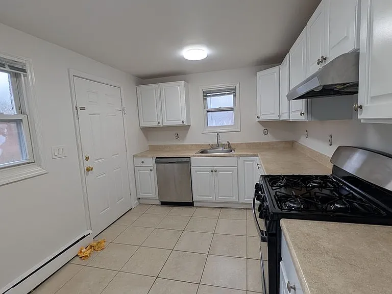 822 Prospect Ave — Photo 60