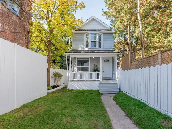 106 Willow Ave, Toronto, ON M4E 3K3