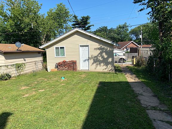 2nd image of 5216 S Kingshighway Blvd #1