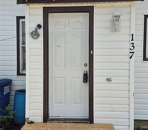3rd image of 137 2nd STREET W