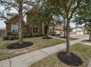 10719 Sea Myrtle Dr, Houston, TX 77095