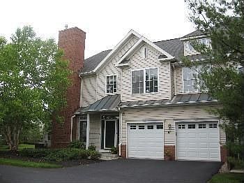1st image of 81 Loft Dr