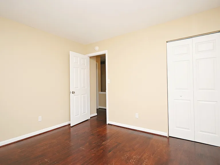 2512 Fontaine Ave #B — Photo 9