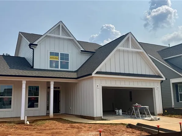 1614 Wareham Dr, Mebane, NC 27302