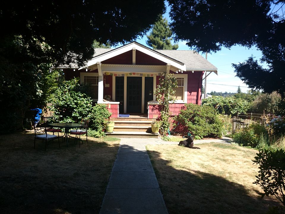2nd image of 8132 30th Ave SW
