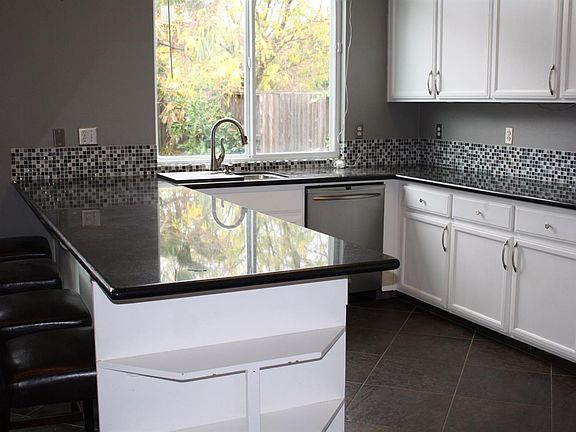 5th image of 10451 Clarks Fork Cir
