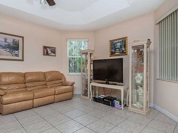 4th image of 681 Nw 136th Av