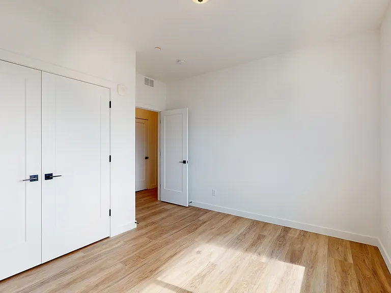 1322 S Sawmill Blvd #508 — Photo 9