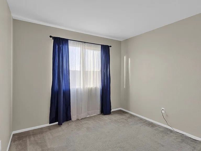 2212 Falcon Dr — Photo 9