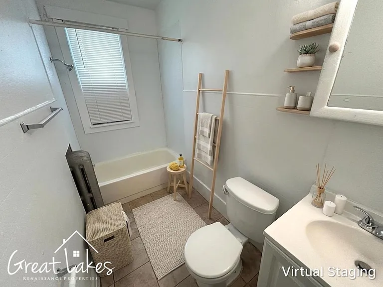 9422 McDougall St — Photo 6