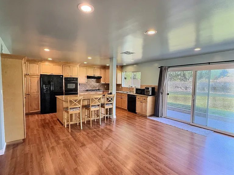 3317 Michael Dr — Photo 4