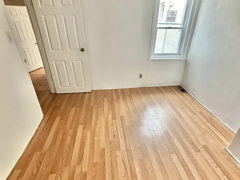 807 Snyder Ave — Photo 18