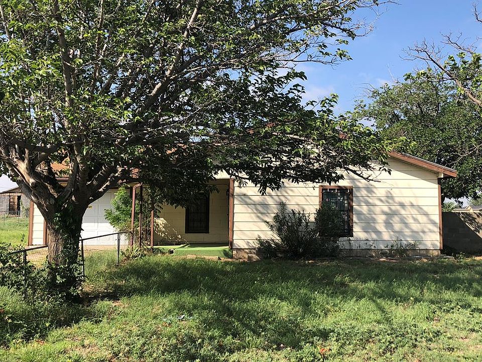 1st image of 700 Humble Ave