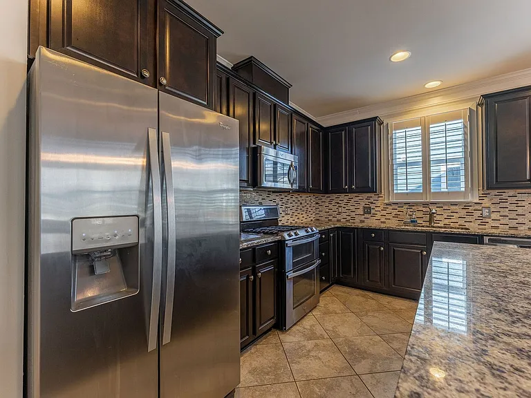 3257 Moonlight Dr — Photo 22