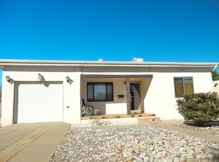 1117 Monroe St SE, Albuquerque, NM 87108