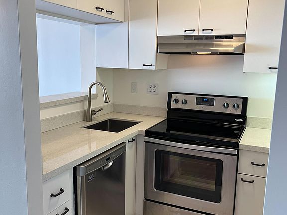 2nd image of 300 3rd St APT 603