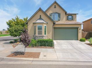 3003 Redington Ave, Clovis, CA 93619