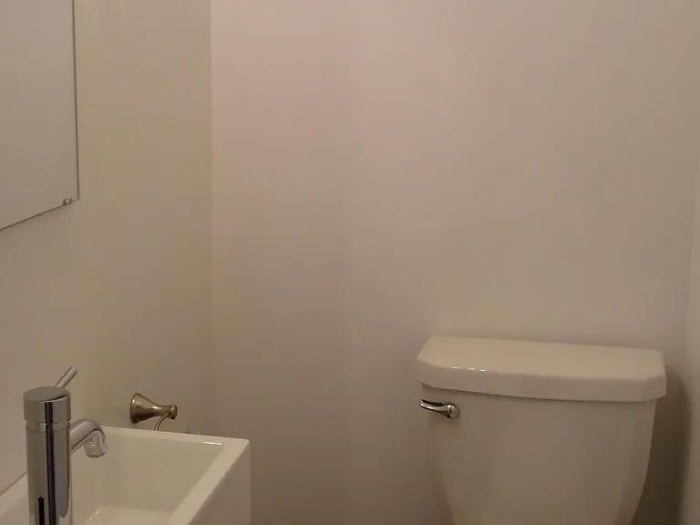 2427 Stanley Ave SE #A — Photo 7