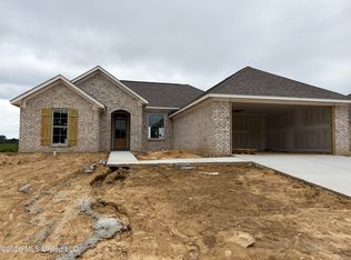 159 Madisonville Dr, Canton, MS 39046