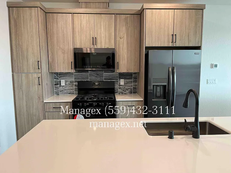 498 W Mahogany Ln — Photo 7
