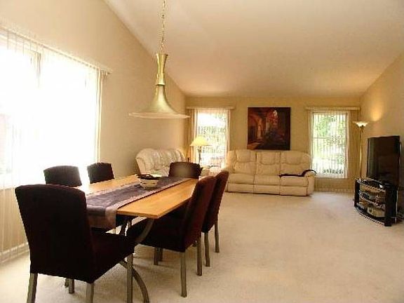 4th image of 214 Garden Way