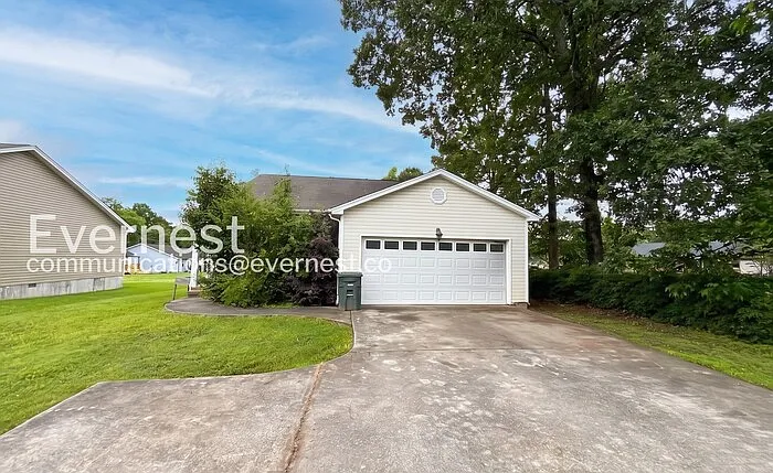 743 Graysville Rd — Photo 1