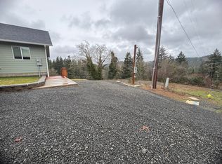 522 1st St NE #522, Toledo, OR 97391