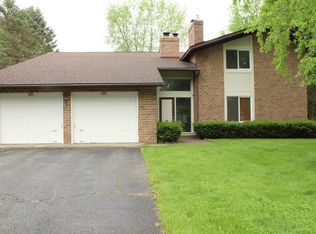 6121 Torrington Rd, Kalamazoo, MI 49009