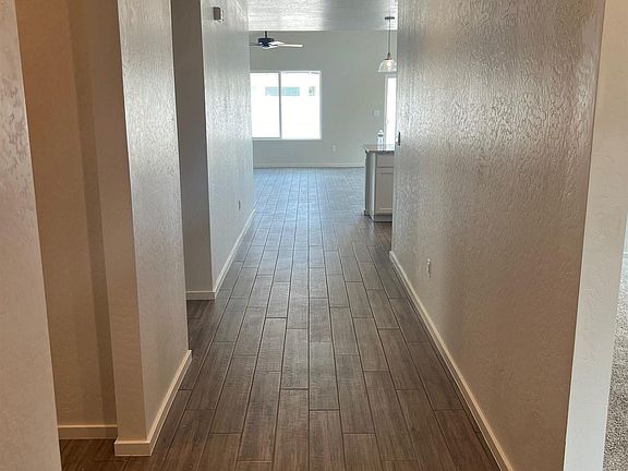 3rd image of 2402 Briscoe Ave