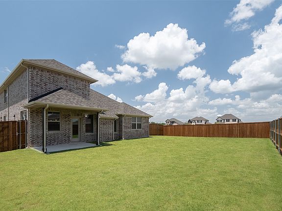 2nd image of 107 Memorial Dr