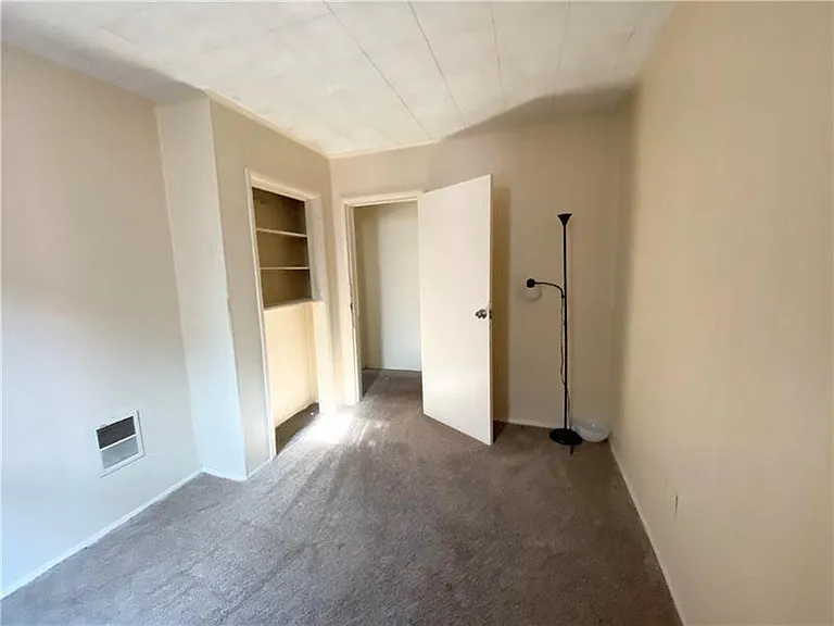 3209 Joe Hammer Sq — Photo 15