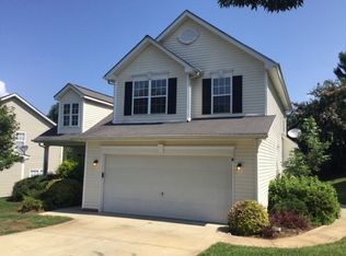 1126 Briarwood Dr, Mebane, NC 27302
