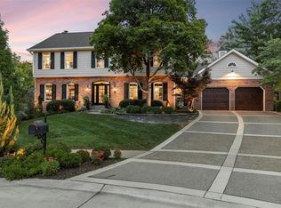 2610 Greenbriar Estates Ct, Saint Louis, MO 63122