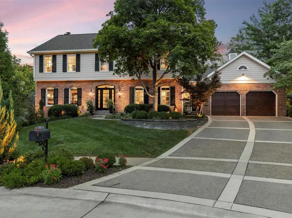 2610 Greenbriar Estates Ct, Saint Louis, MO 63122