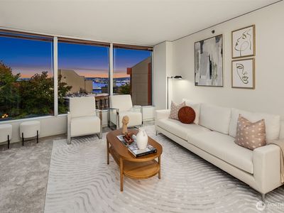 2000 1st Avenue #703, Seattle, WA, 98121