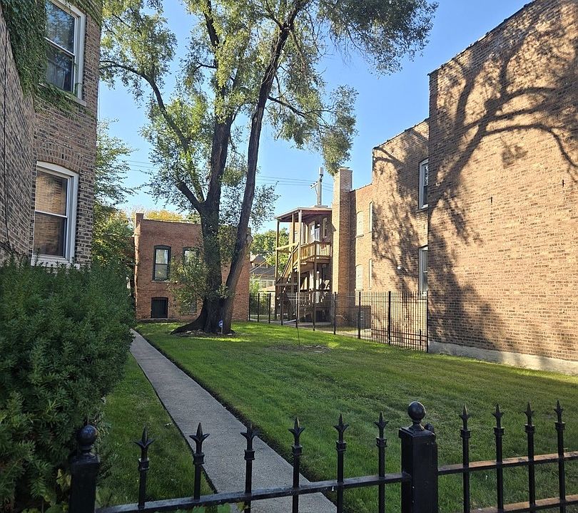 1st image of 7204 S Rhodes Ave