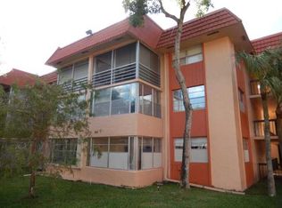 3190 Holiday Springs Blvd #4104, Margate, FL 33063