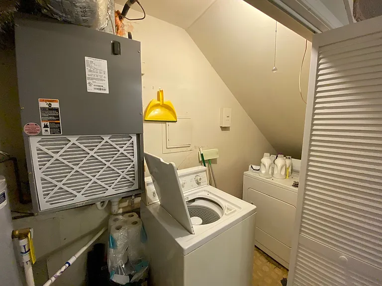 1108 Tiger Blvd #141 — Photo 9