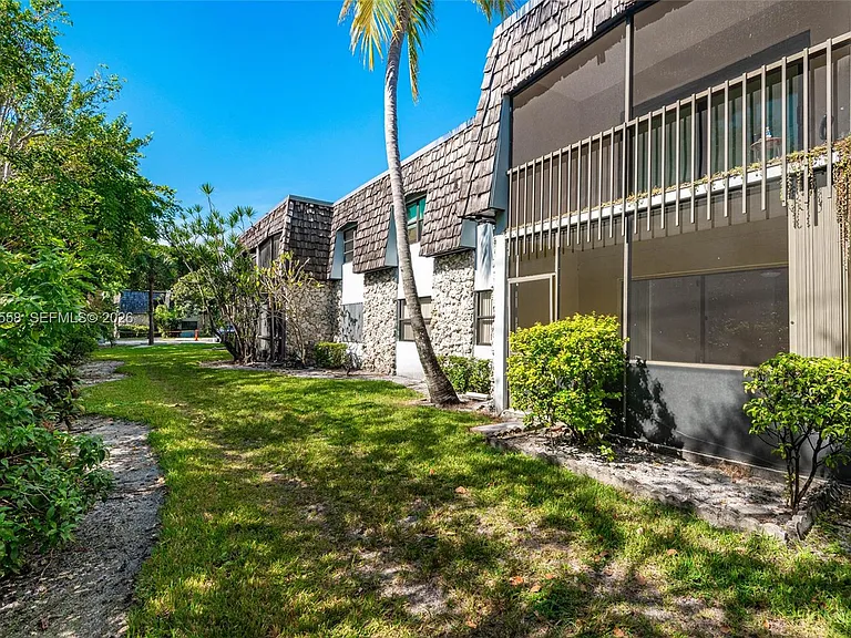 3101 Oakland Shores Dr #H105 — Photo 9