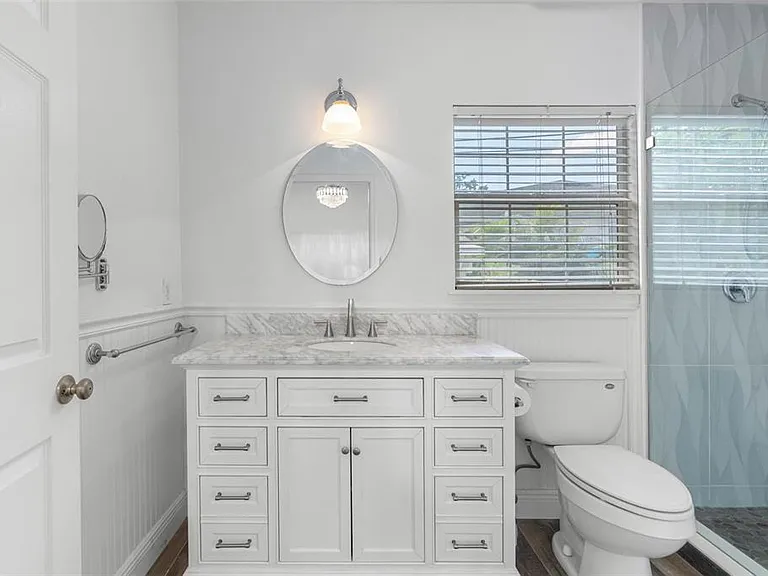 641 Wilkie St — Photo 29