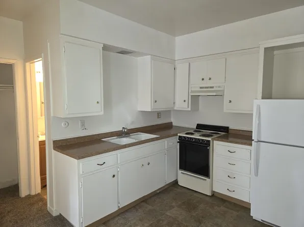Wi118-GrandWallInc, 1181 Wildwood Ave #5, South Lake Tahoe, CA 96150