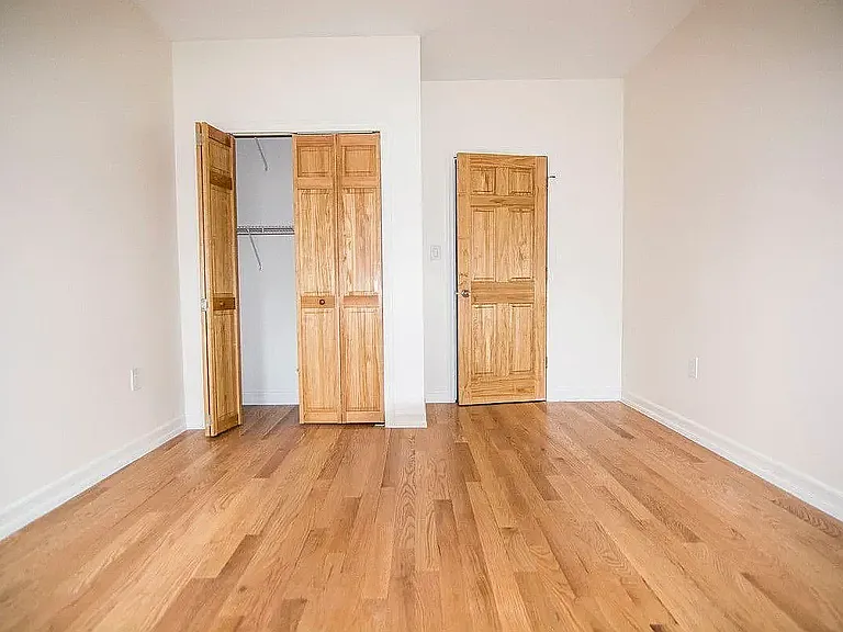 112 Haven Ave #32 — Photo 1