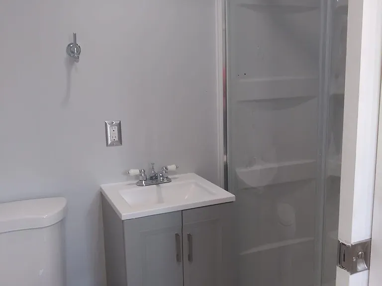 1133 NE 15th Ave #17 — Photo 4