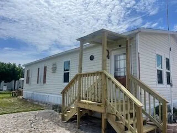8075 SE Wren Avenue, Hobe Sound, FL 33455