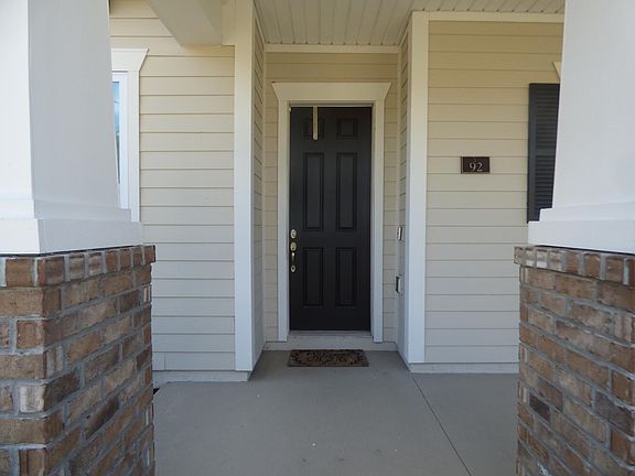 2nd image of 92 Archwood Dr
